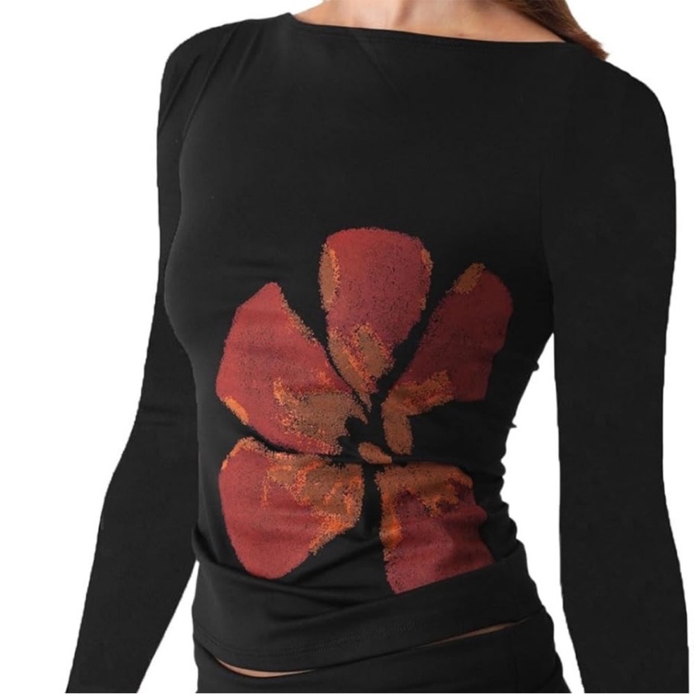 Black Long-Sleeve Floral Graphic Tee